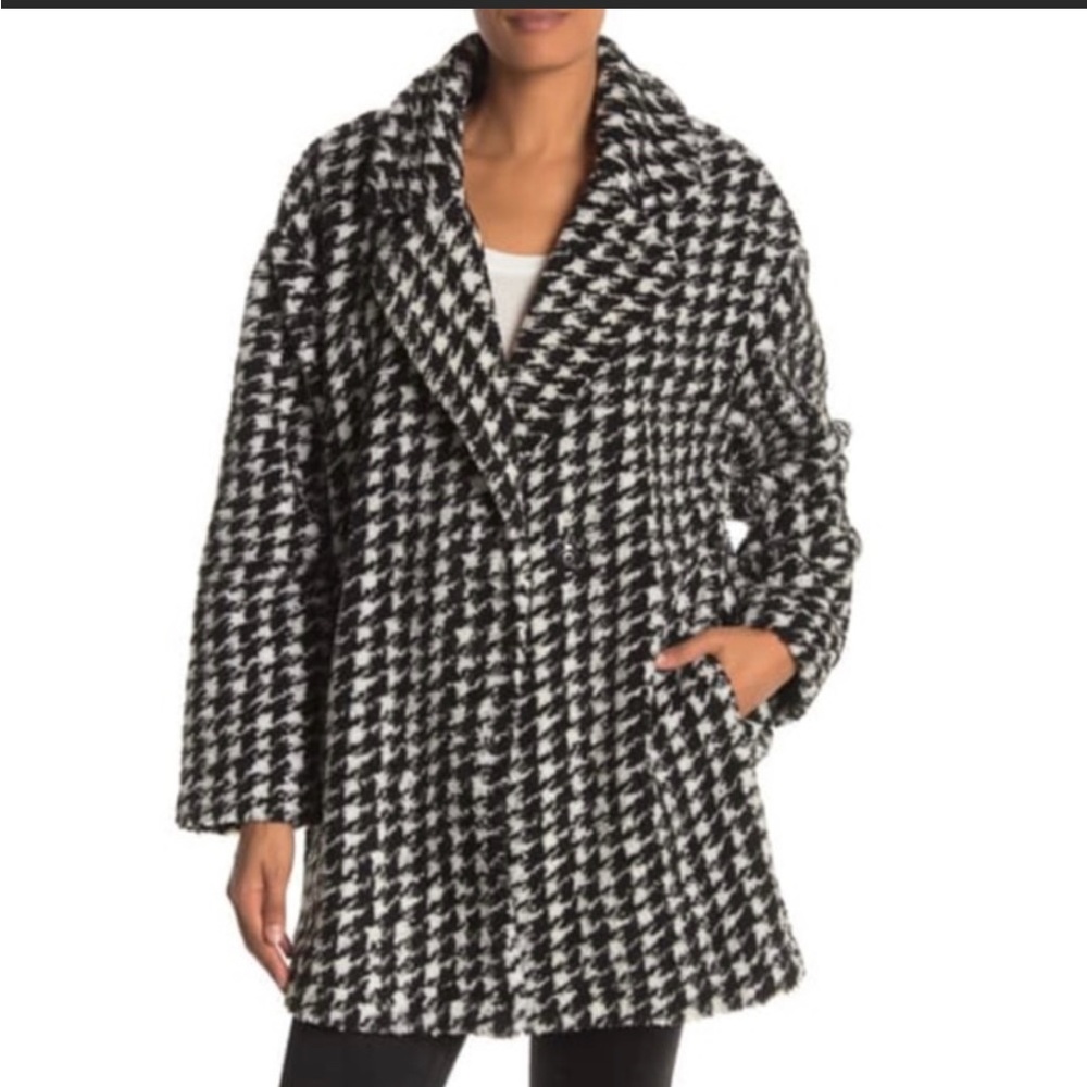 Catherine Malandrino Faux Shearling Houndstooth
Boucle Coat